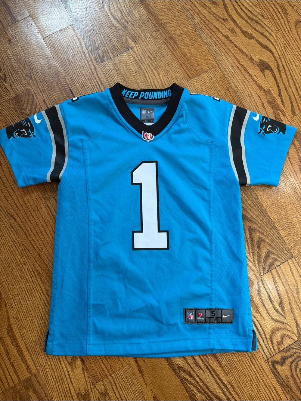 Nike Carolina Panthers Cam Newton Football Jersey. Size Small. - Picture 3 of 14